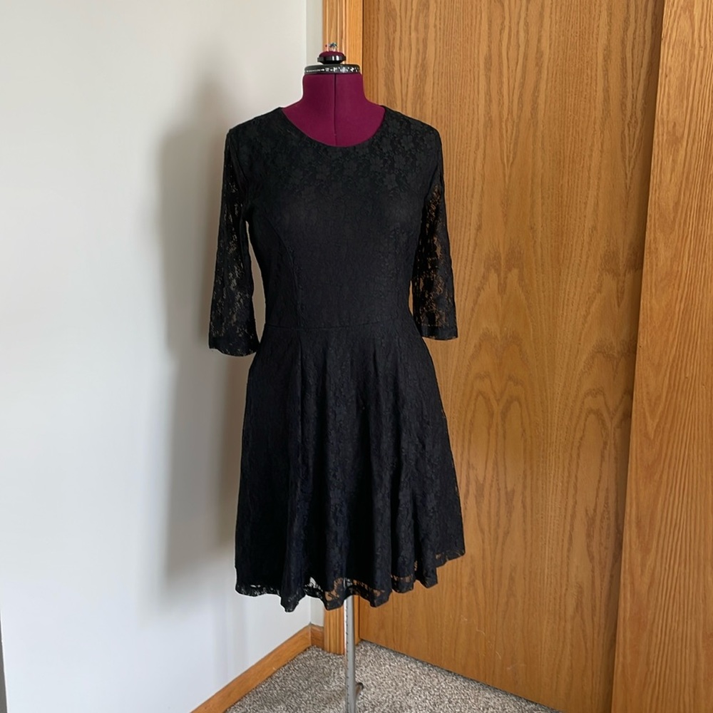 Lark & Ro Stretch Lace 3/4 sleeve Dress Size L
